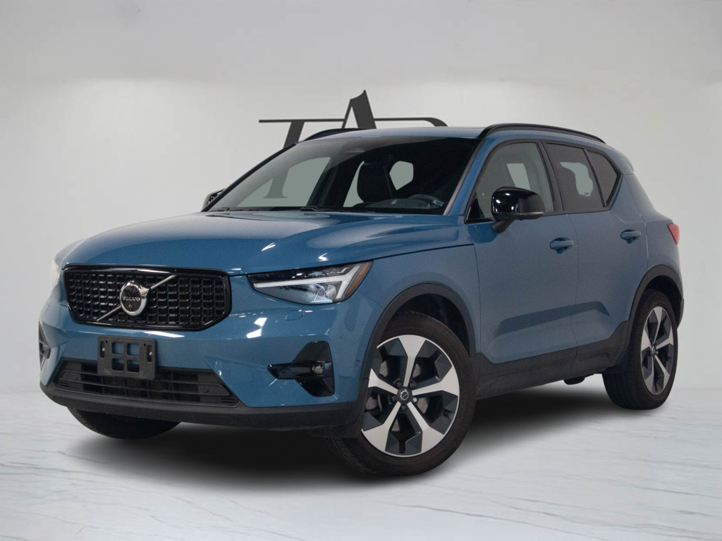 2023 Volvo XC40 B5 Ultimate Dark Theme, 多伦多, 全款车