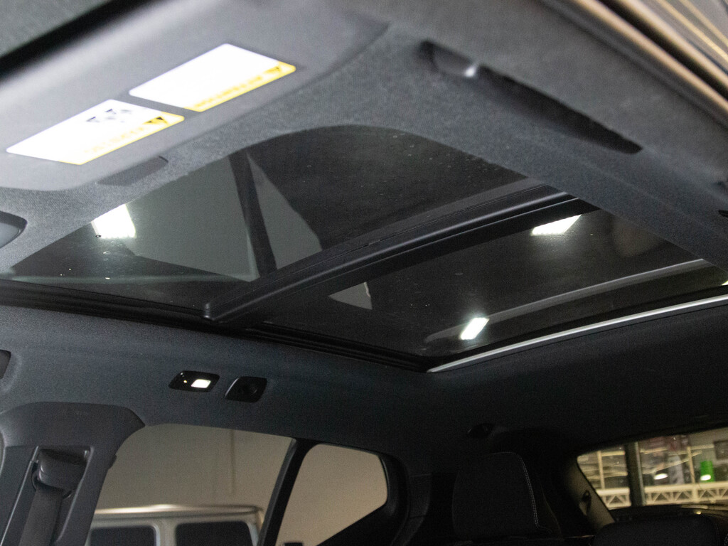 2023 Volvo XC40 B5 Ultimate Dark Theme, 多伦多, 全款车