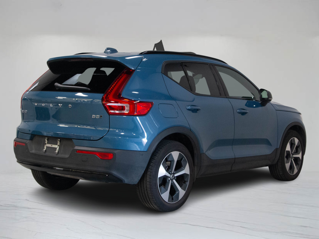 2023 Volvo XC40 B5 Ultimate Dark Theme, 多伦多, 全款车