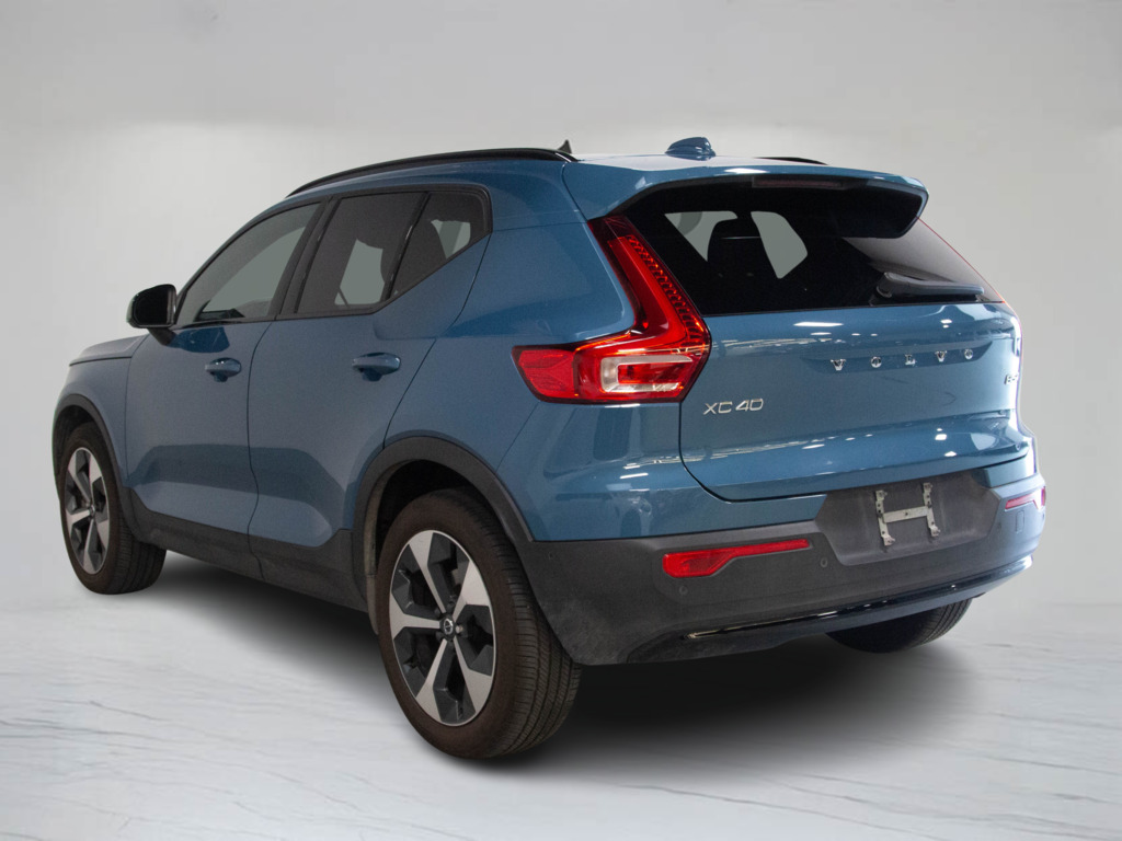2023 Volvo XC40 B5 Ultimate Dark Theme, 多伦多, 全款车