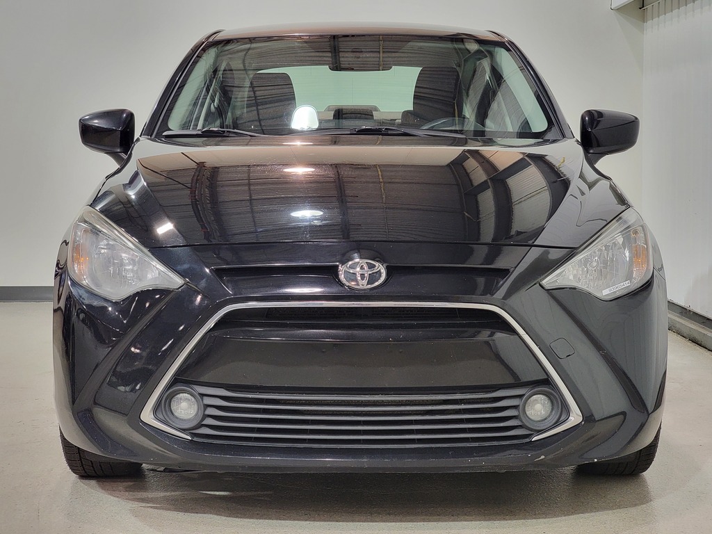 Toyota Yaris 2016