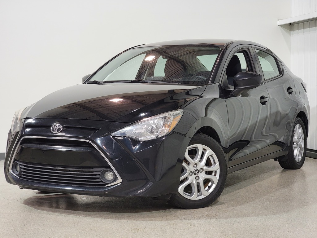 Toyota Yaris 2016