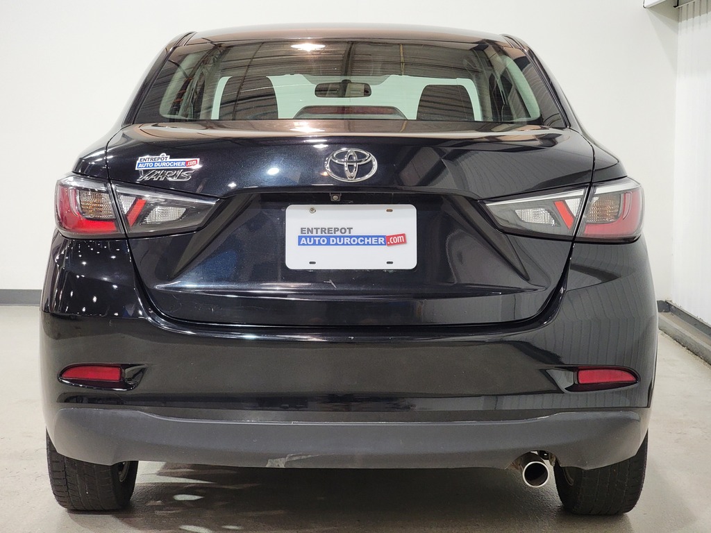 Toyota Yaris 2016