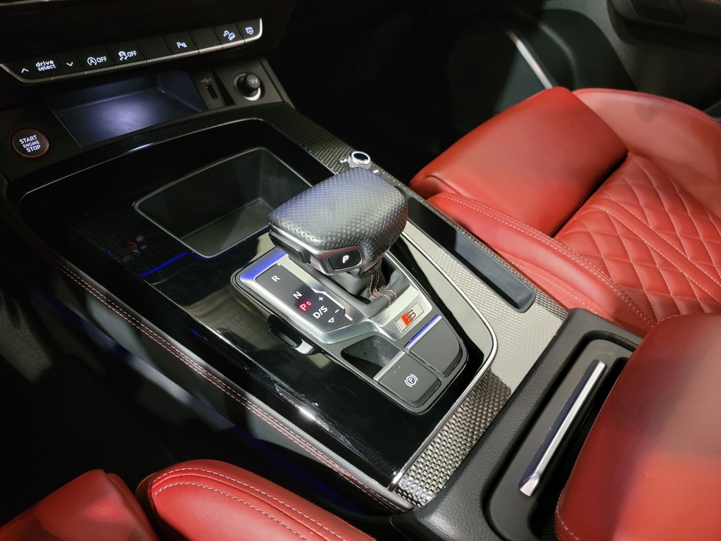 Audi SQ5 2022