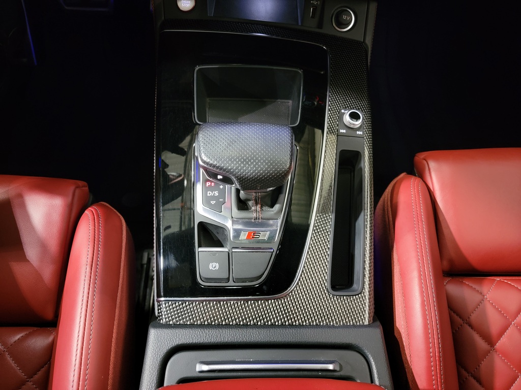 Audi SQ5 2022