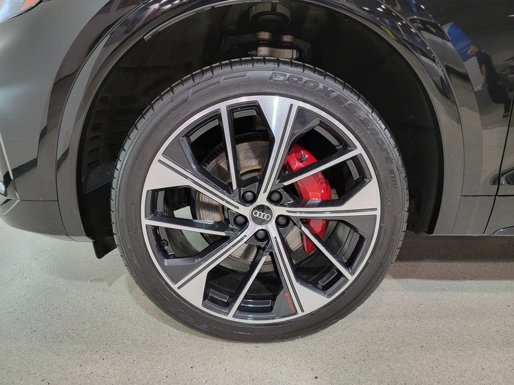 Audi SQ5 2022