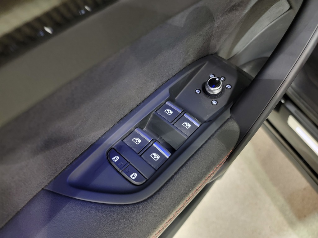 Audi SQ5 2022