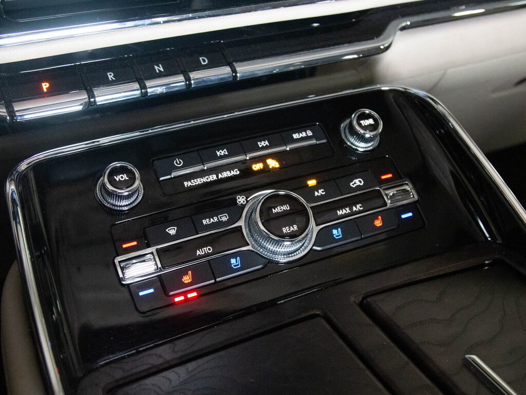 2021 Lincoln Navigator L Reserve, Toronto, Cash