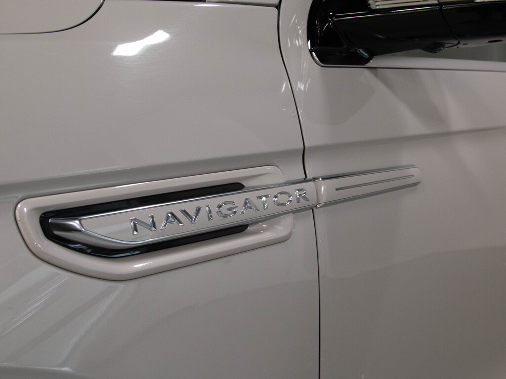 2021 Lincoln Navigator L Reserve, Toronto, Cash