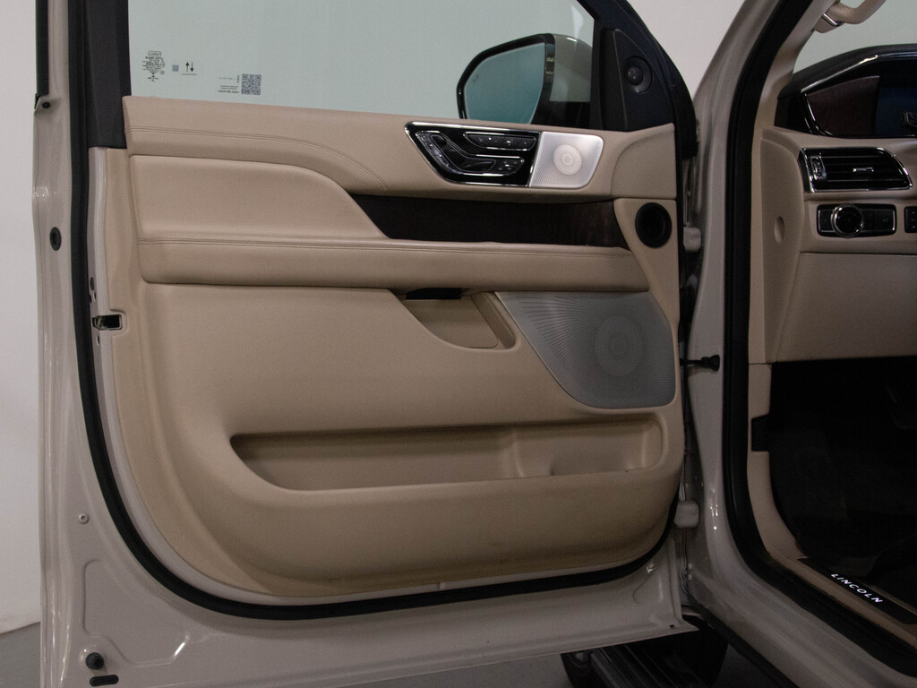 2021 Lincoln Navigator L Reserve, Toronto, Cash