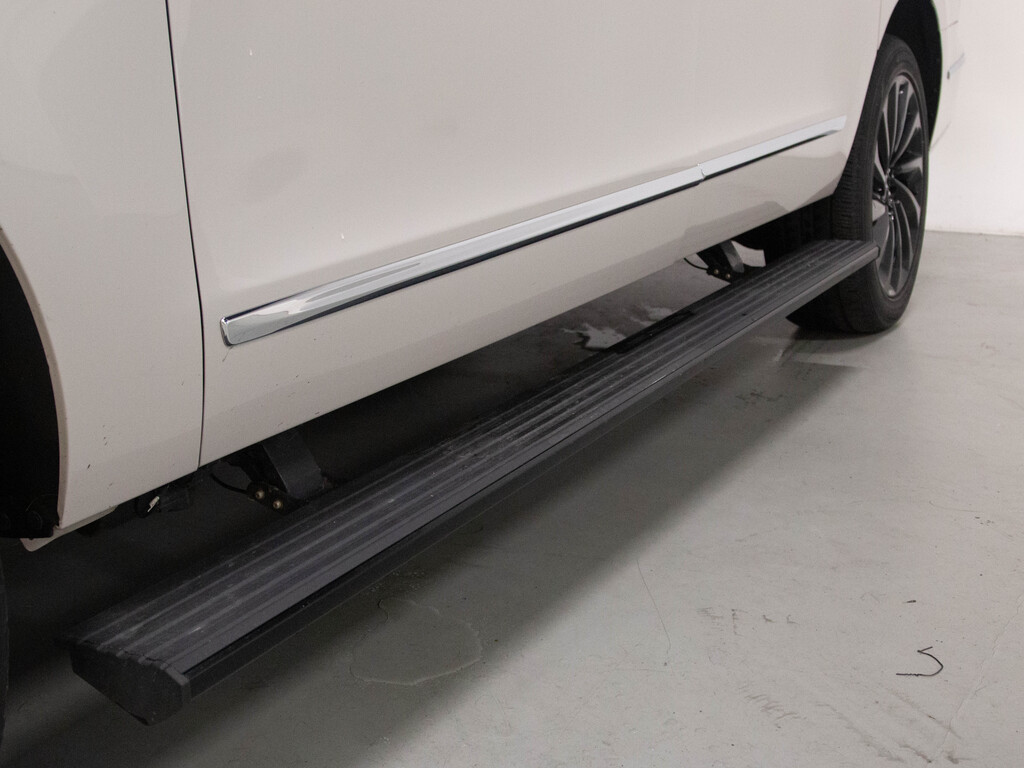2021 Lincoln Navigator L Reserve, Toronto, Cash