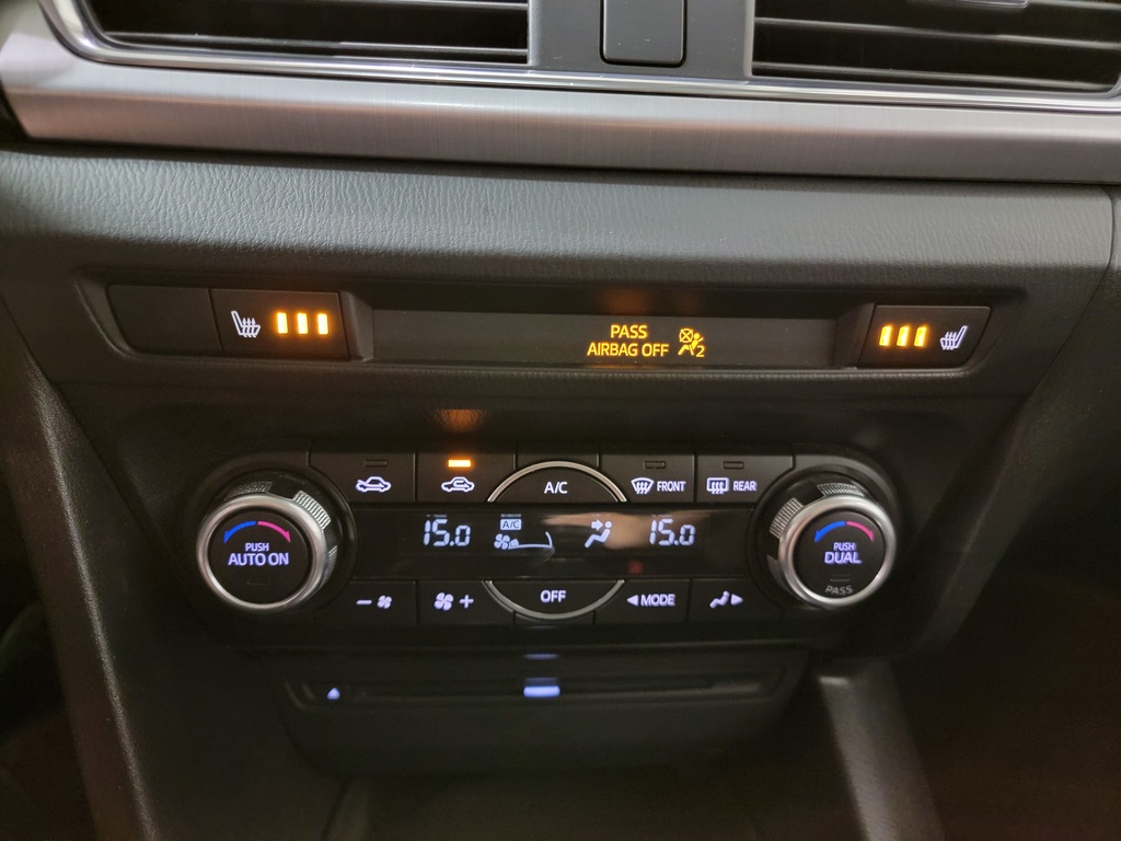 Mazda Mazda3 2016