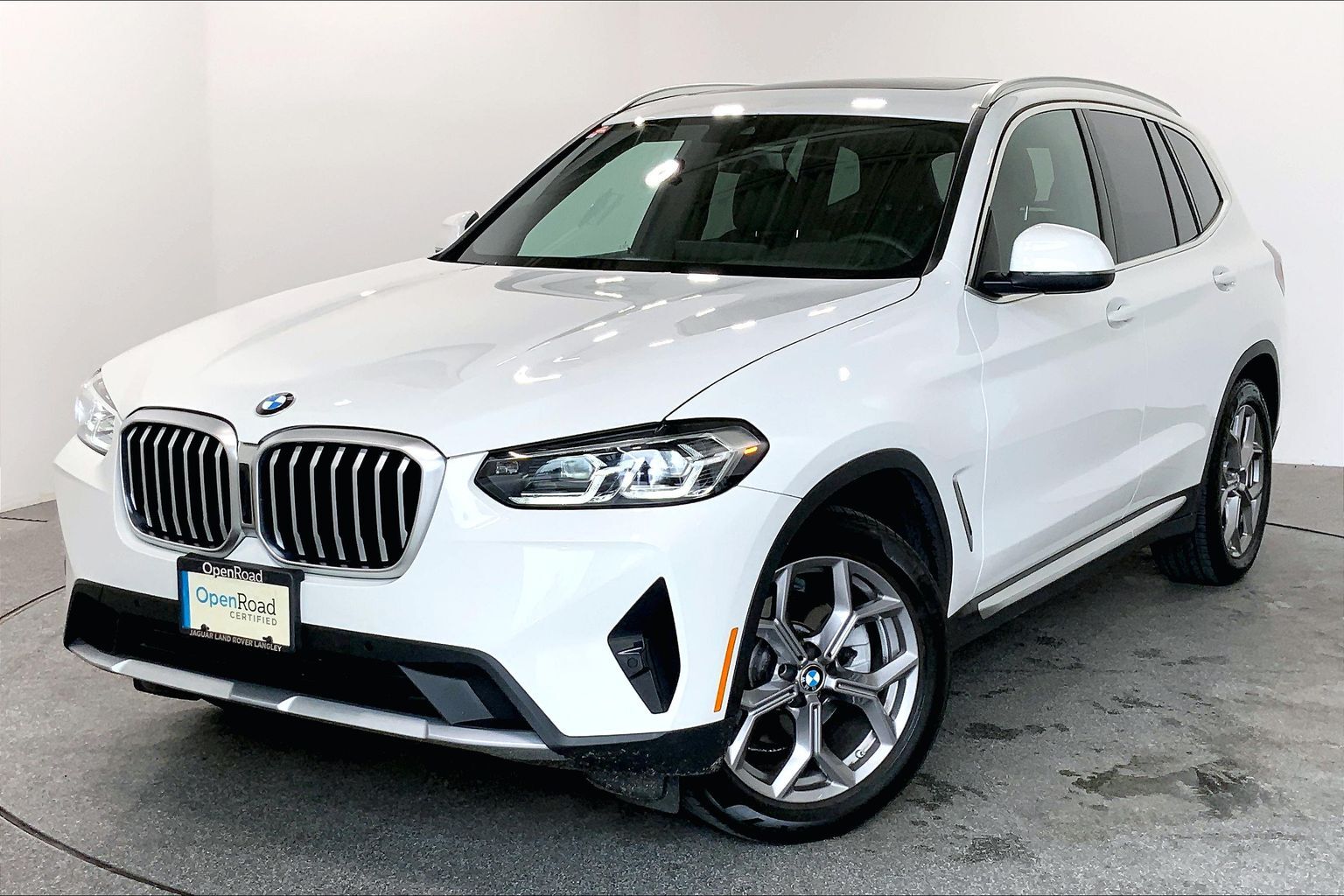 2024 BMW X3 WELL EQUIPPED!