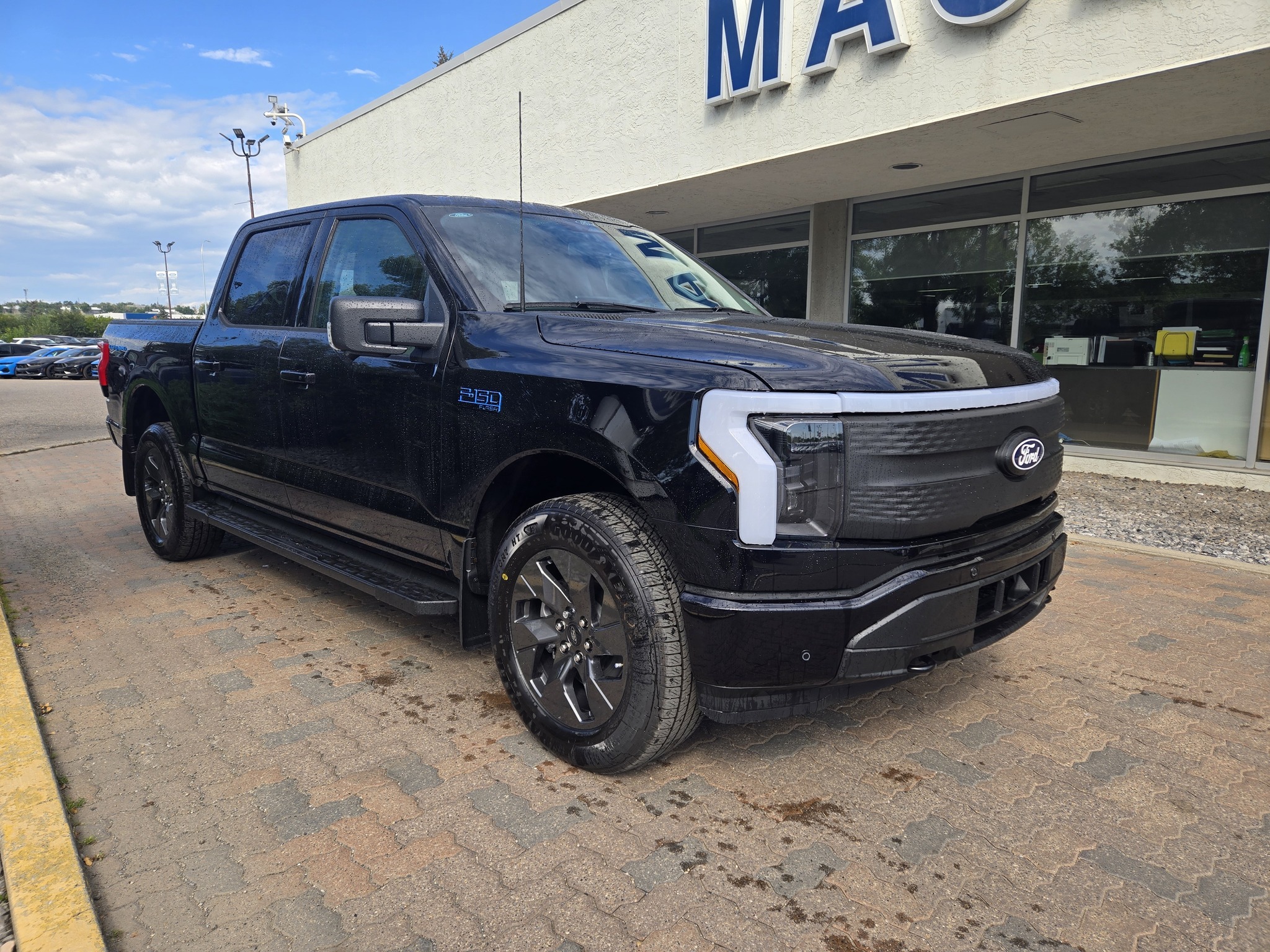 2025 Ford F-150 Lightning