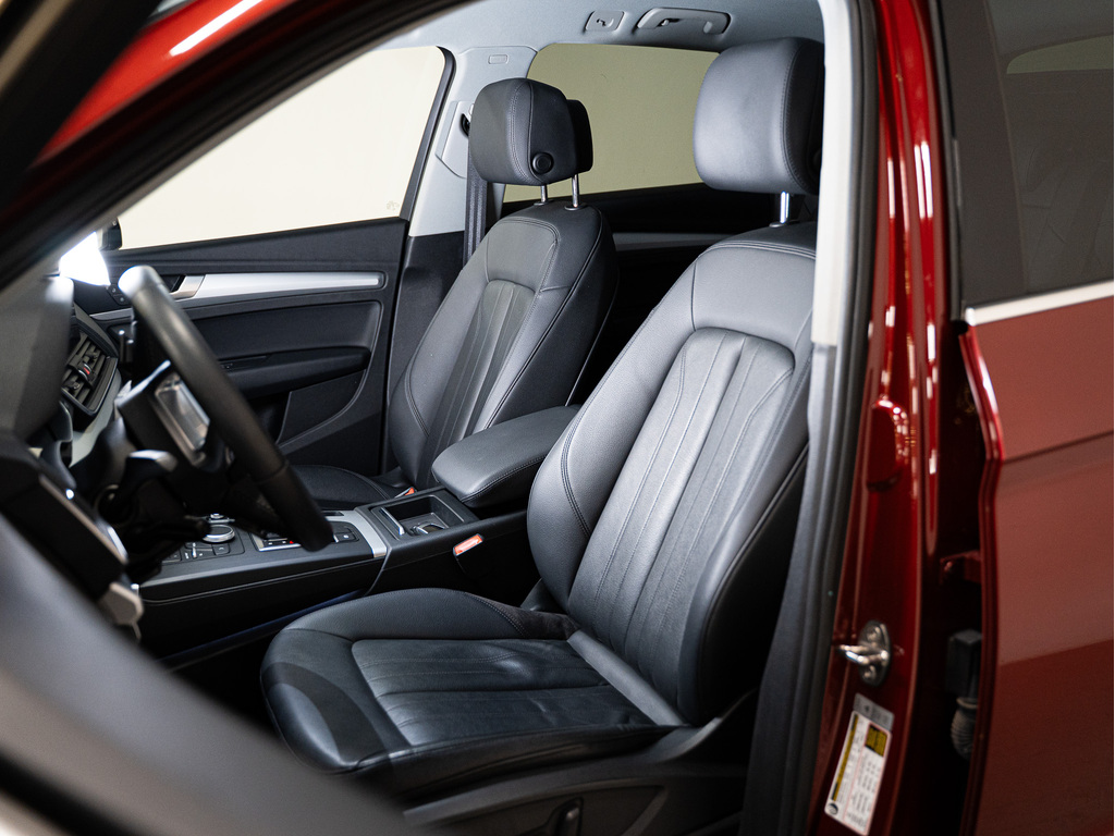 2020 Audi Q5 45 Komfort, Toronto, Cash