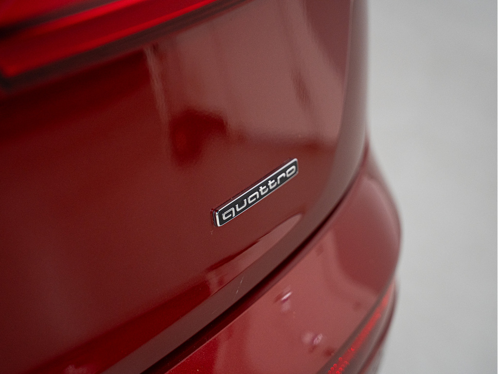 2020 Audi Q5 45 Komfort, Toronto, Cash