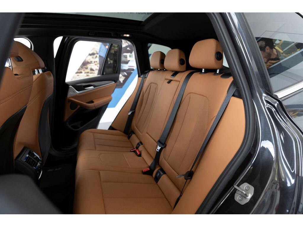 2024 BMW X3 xDrive30i, 温哥华, 全款车