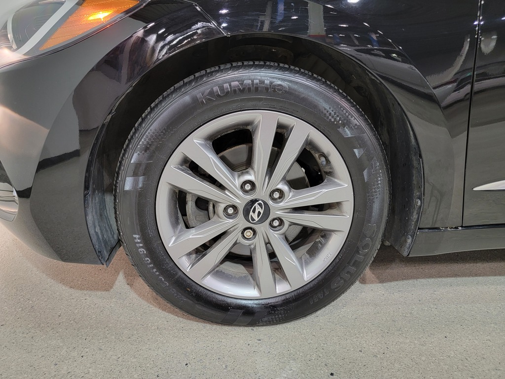 Hyundai Elantra 2018 Hyundai Elantra 2018