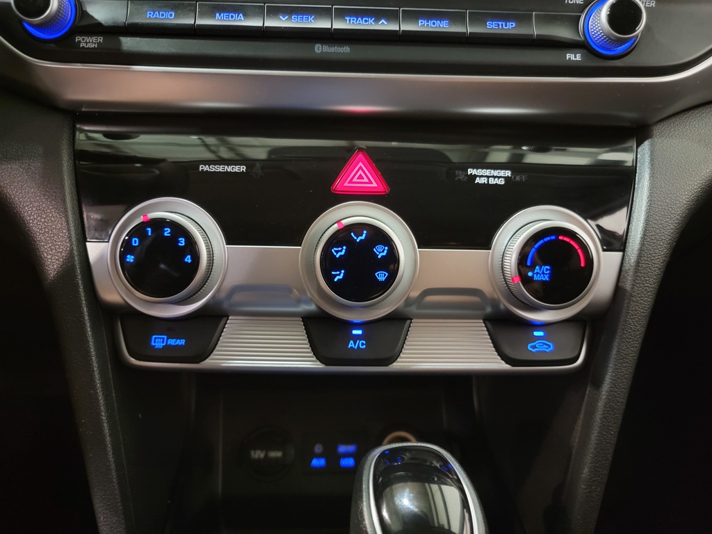 Hyundai Elantra 2020