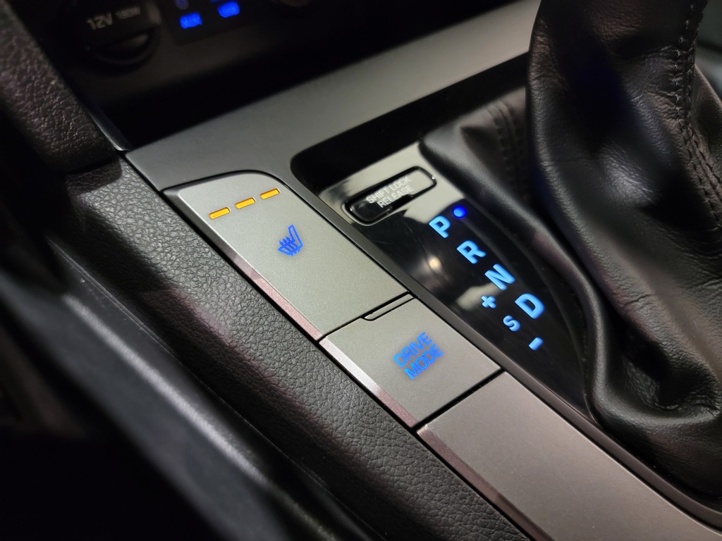 Hyundai Elantra 2020