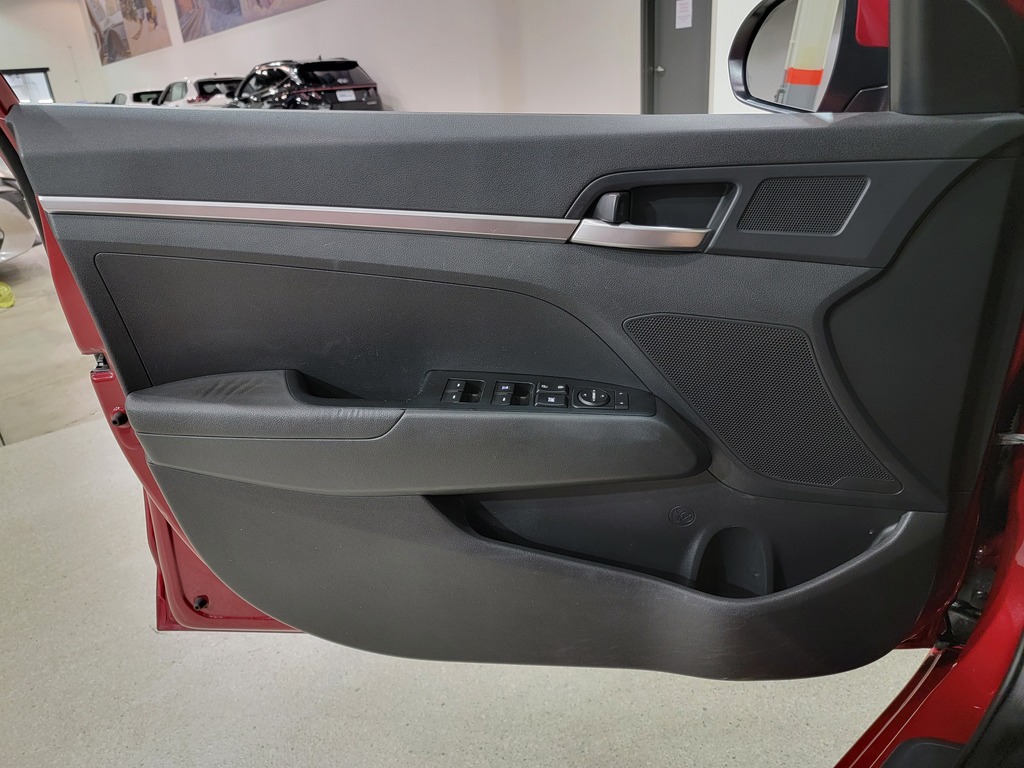 Hyundai Elantra 2020