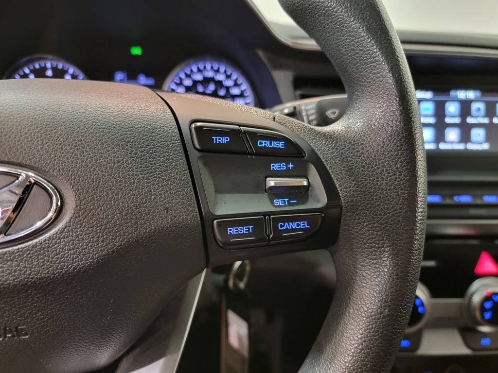 Hyundai Elantra 2020