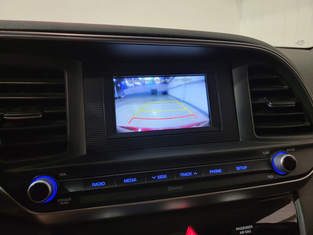 Hyundai Elantra 2020