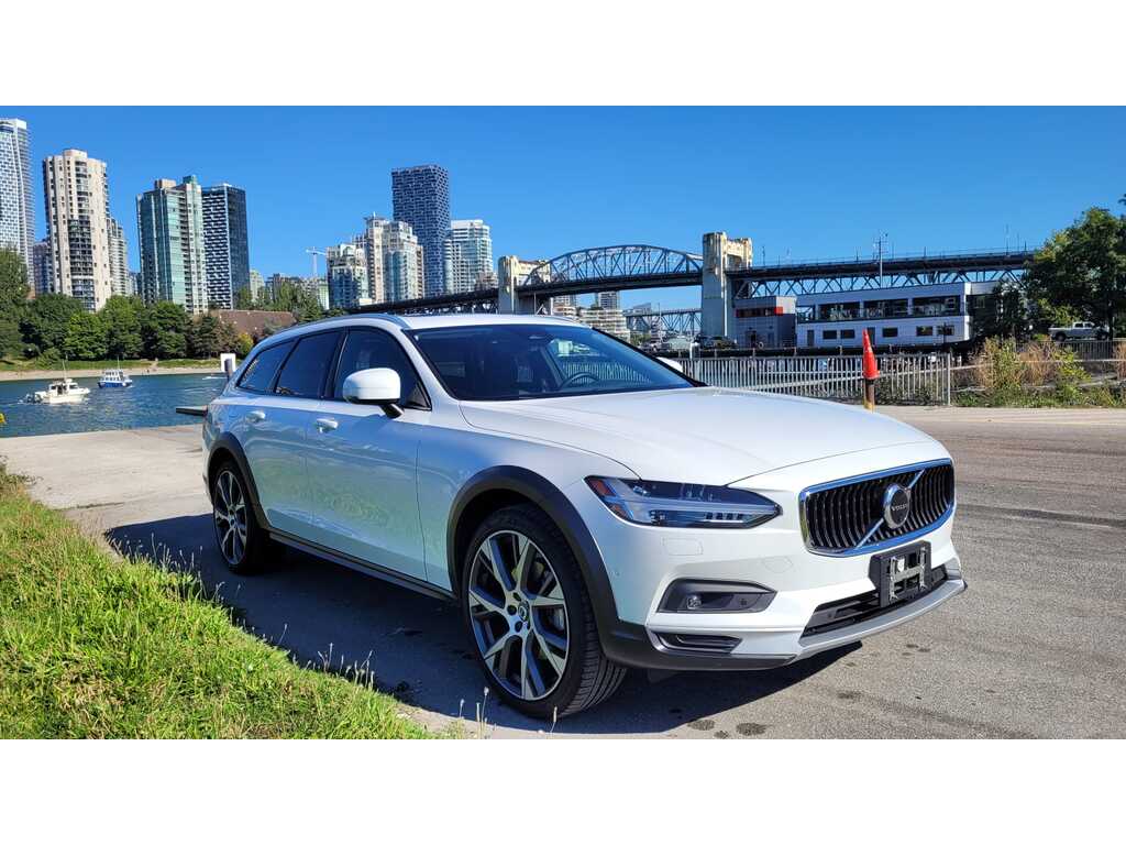 2022 Volvo V90 Cross Country B6, 温哥华, 全款车