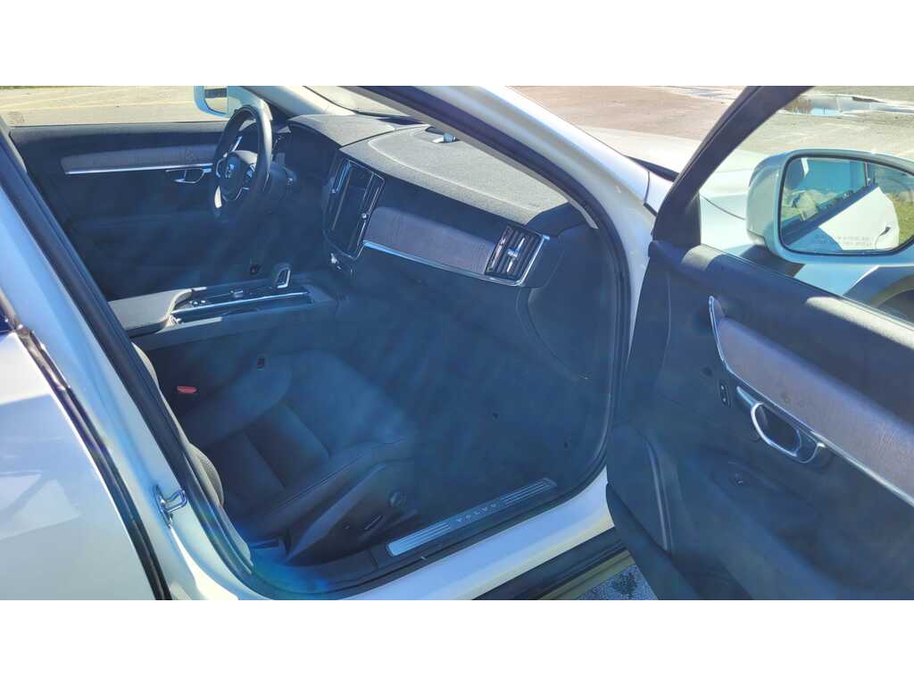 2022 Volvo V90 Cross Country B6, 温哥华, 全款车