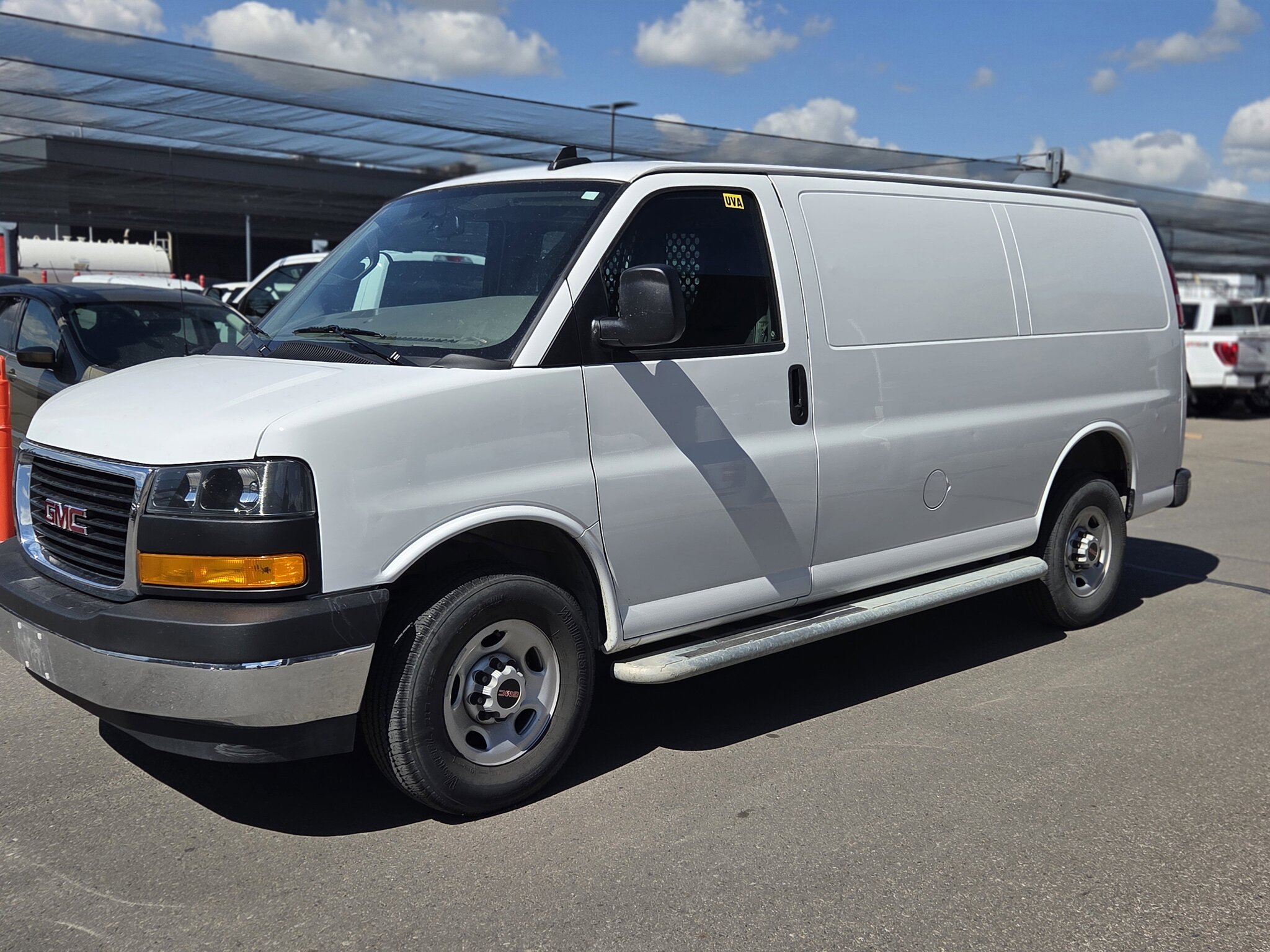2023 GMC Savana Cargo Van