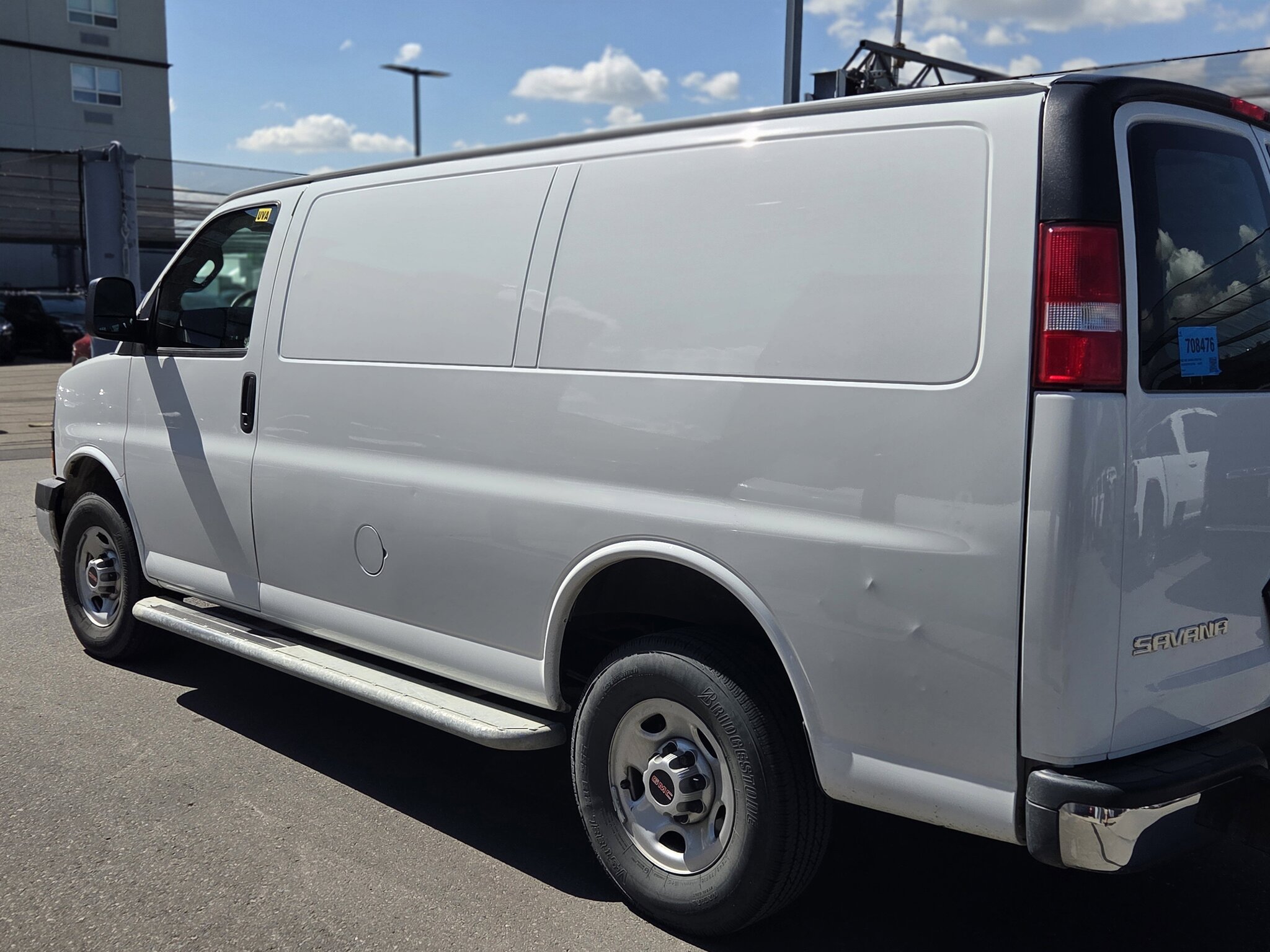 2023 GMC Savana Cargo Van
