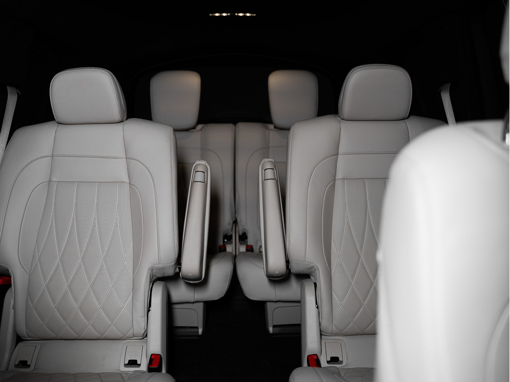 2022 Mercedes-Benz AMG GLS 63 4MATIC, Toronto, Cash
