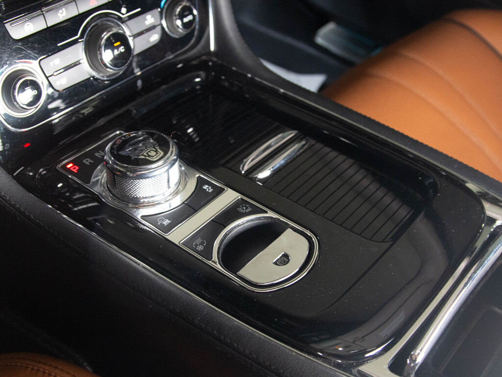 2017 Jaguar XJ Portfolio, 多伦多, 全款车