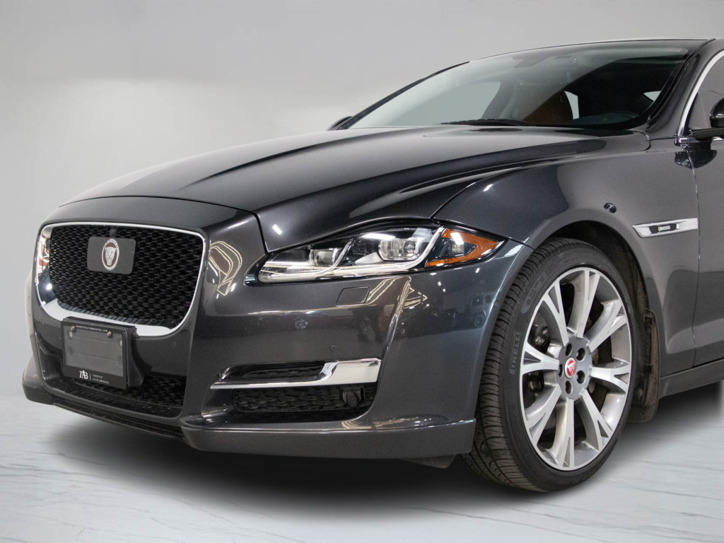 2017 Jaguar XJ Portfolio, 多伦多, 全款车