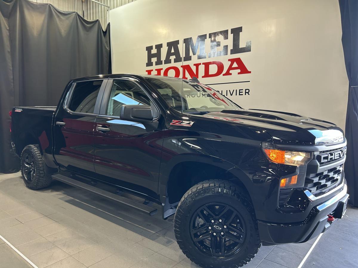 2023 Chevrolet Silverado 1500 Custom Trail Boss AWD Crew Cab Hitch Démarreur Car