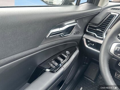 used 2025 Kia Sportage car, priced at $42,295