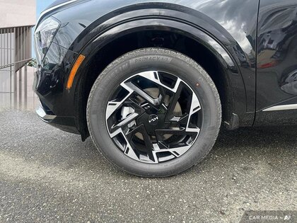 used 2025 Kia Sportage car, priced at $42,295