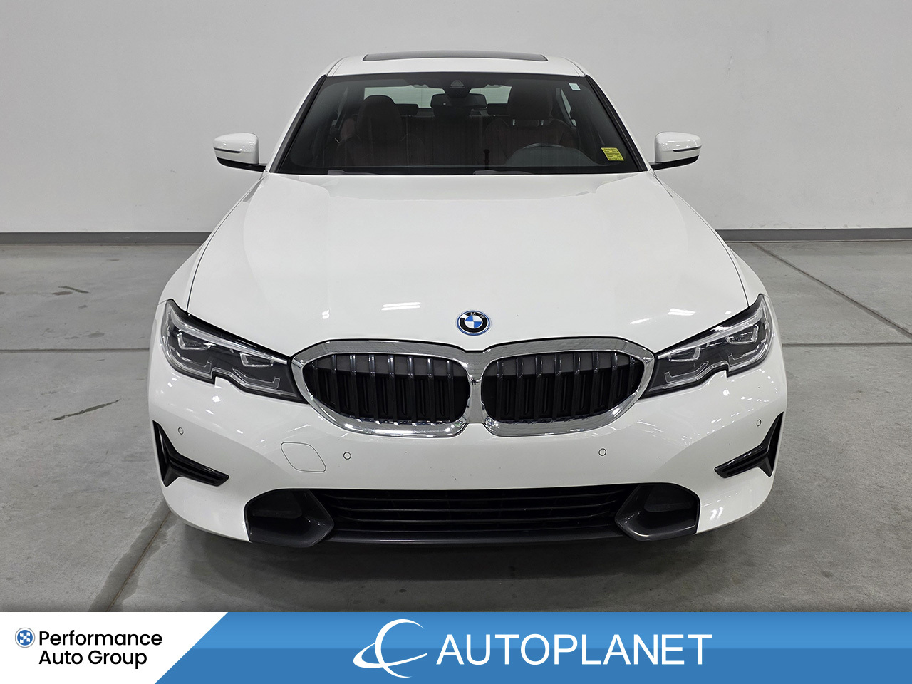 2022 BMW 330e xDrive