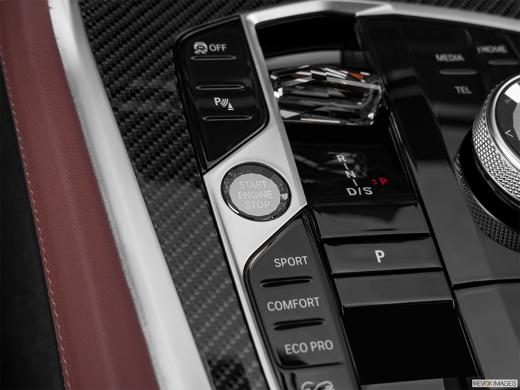 2026 BMW X6 M60i xDrive, 温哥华, 全款车