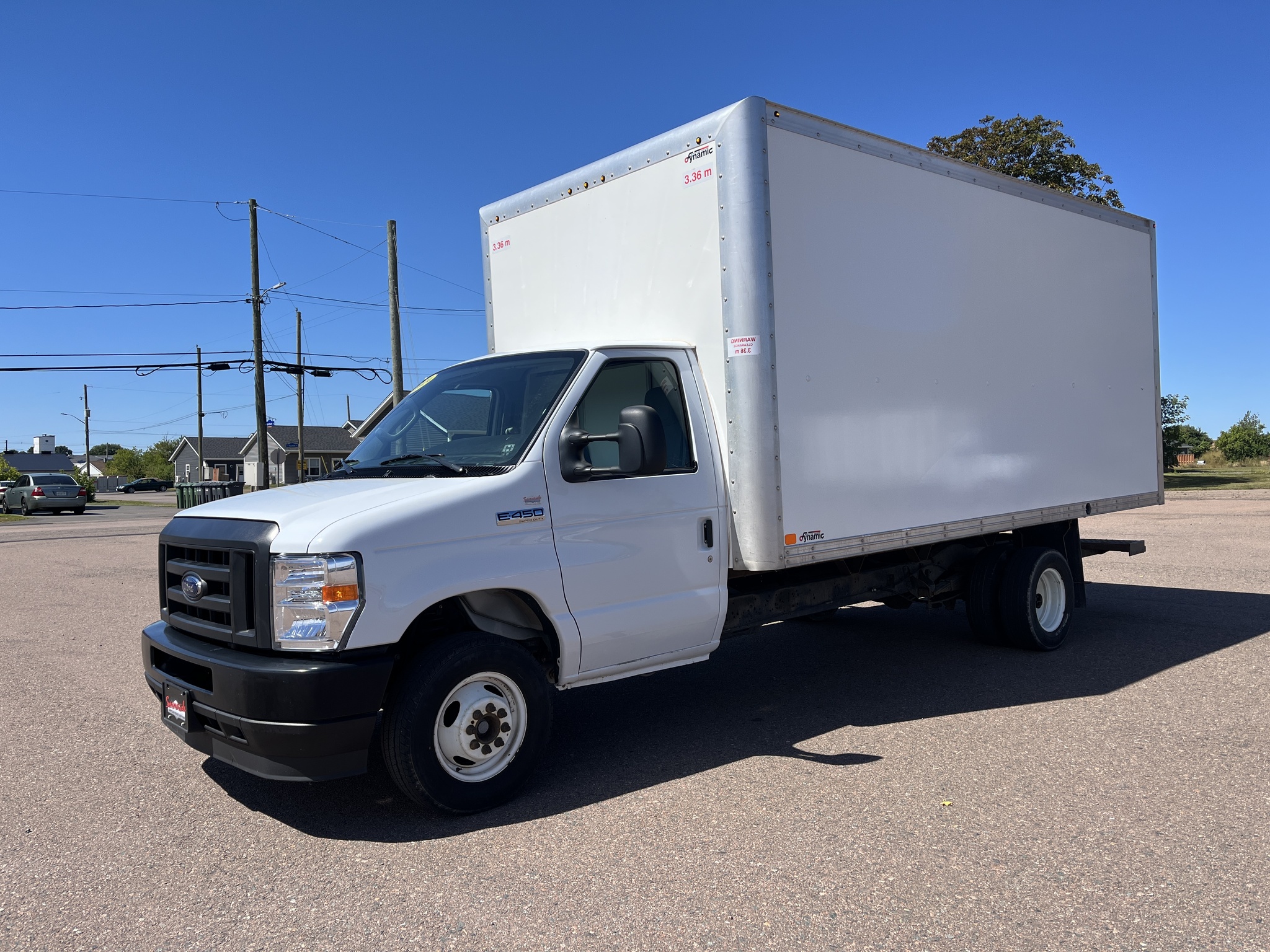 2024 Ford E-450SD