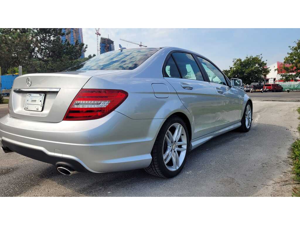 2014 Mercedes-Benz C 300 4MATIC, 温哥华, 全款车