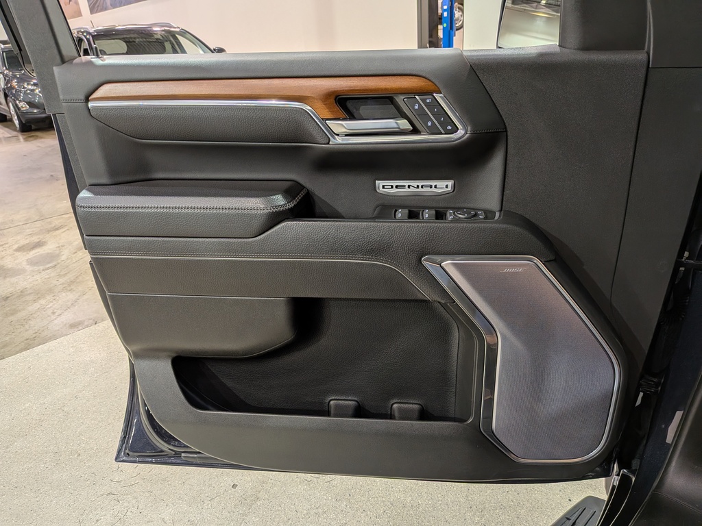 GMC Sierra 1500 2023