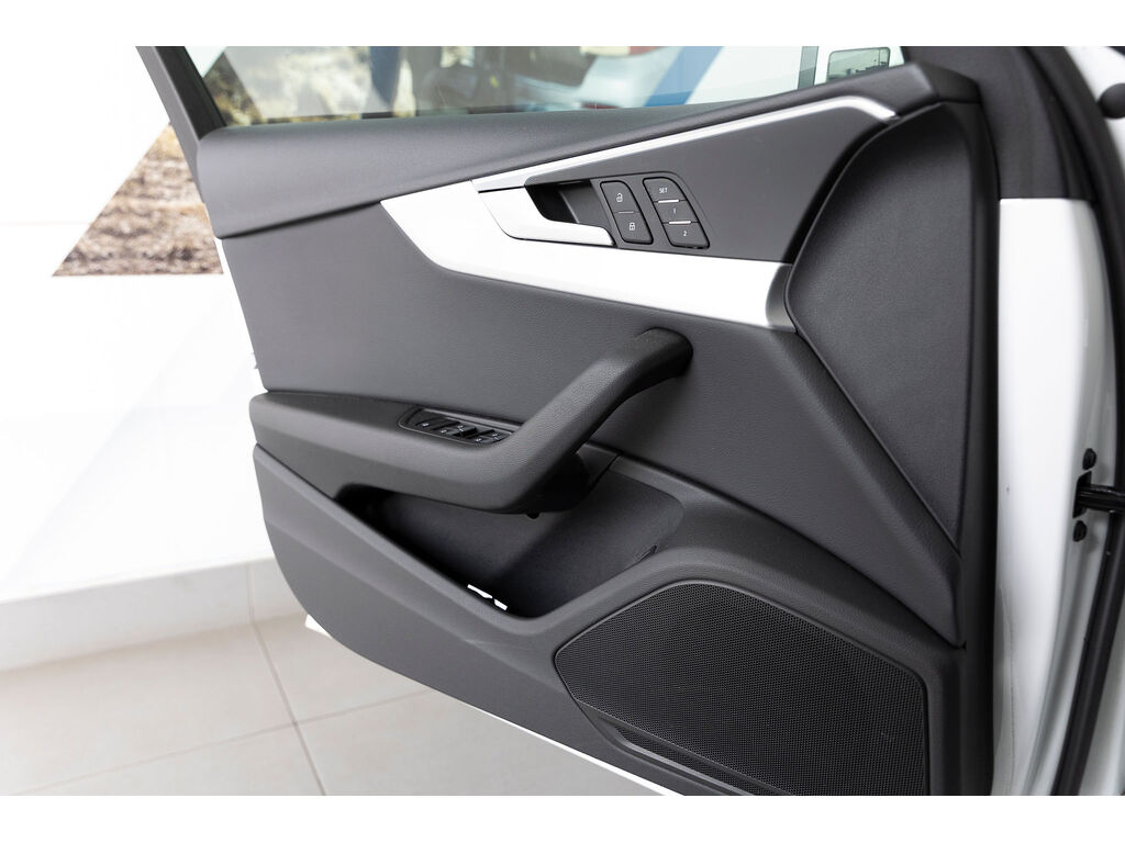 2018 Audi A4 2.0T Progressiv, Vancouver, Cash