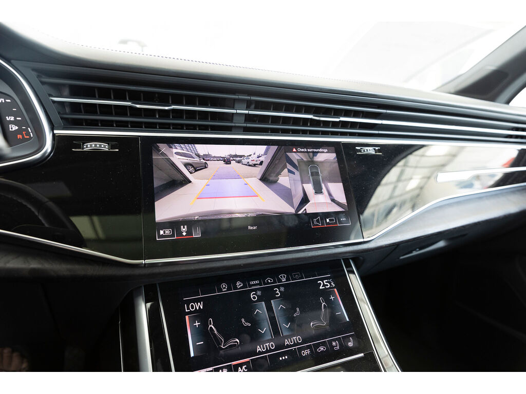 2021 Audi Q7 55 Technik, Vancouver, Cash