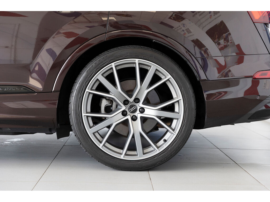 2021 Audi Q7 55 Technik, Vancouver, Cash