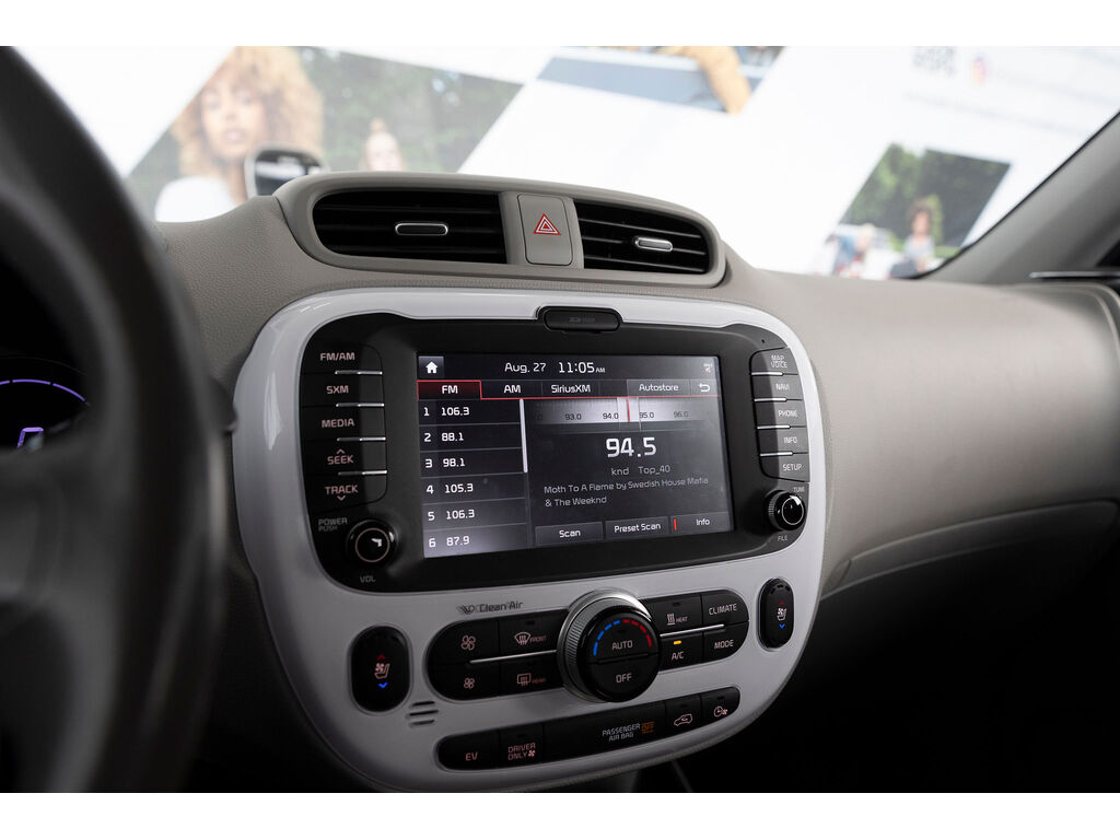 2018 Kia Soul EV Luxury, Vancouver, Cash