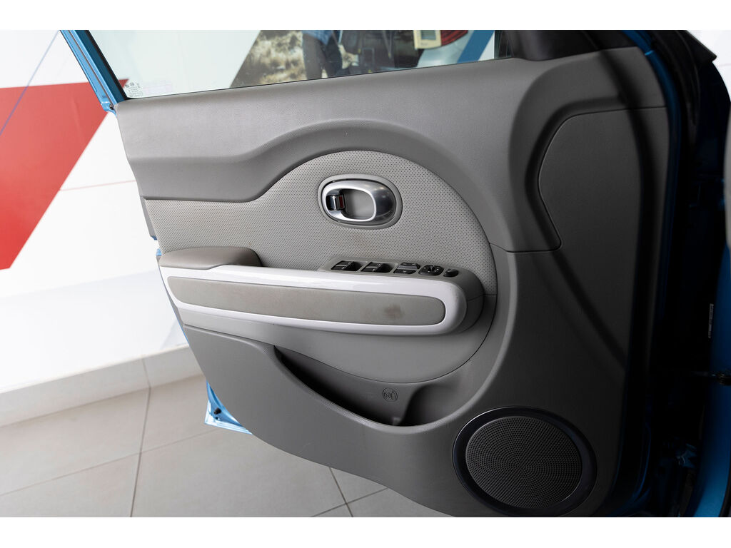 2018 Kia Soul EV Luxury, Vancouver, Cash