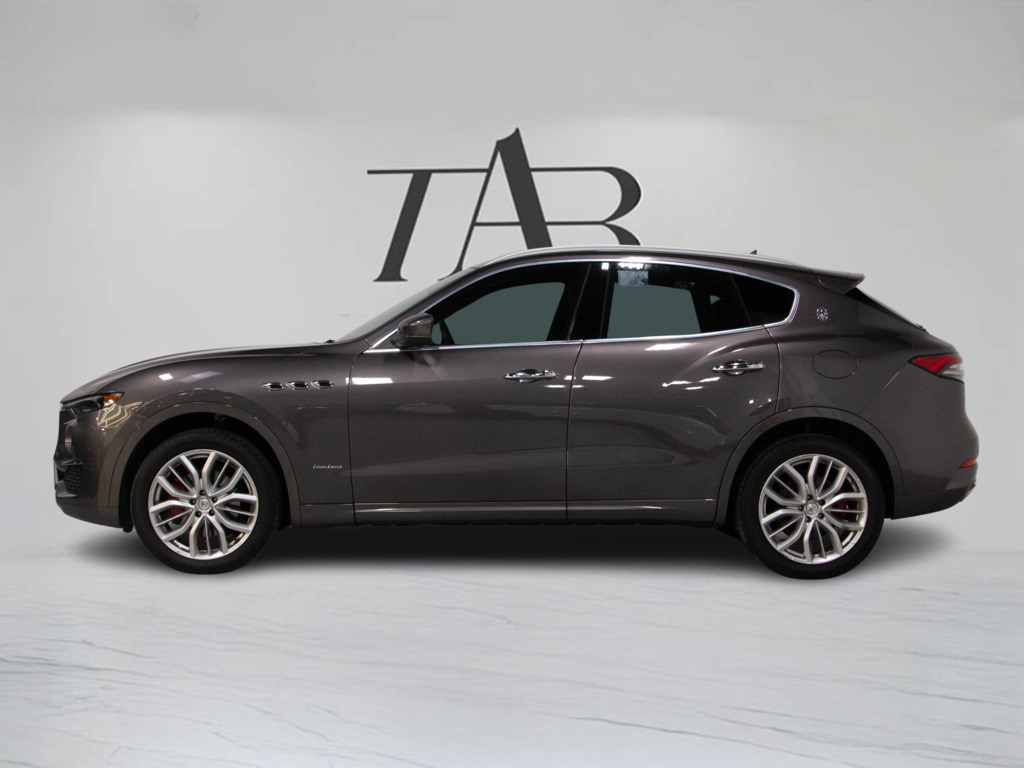 2021 Maserati Levante GranLusso, Toronto, Cash