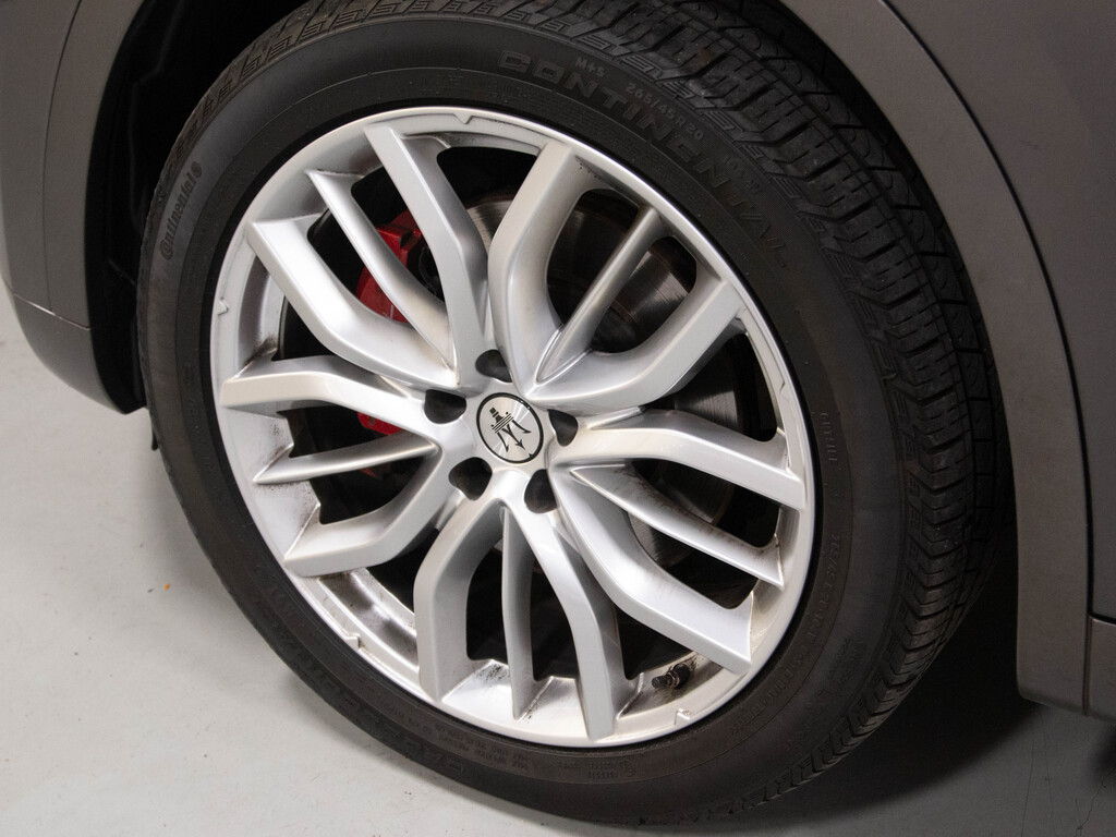 2021 Maserati Levante GranLusso, Toronto, Cash