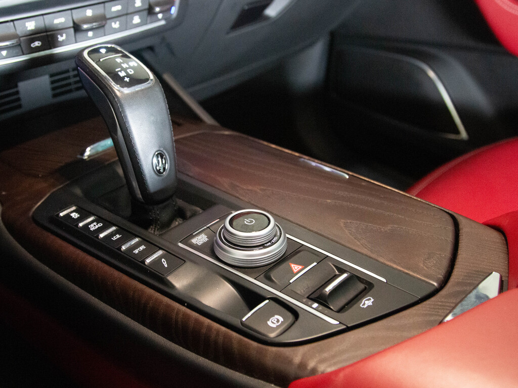 2021 Maserati Levante GranLusso, Toronto, Cash